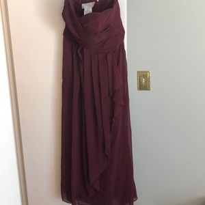Bridesmaid/prom Style Dress